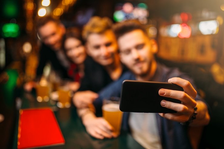 Privasi akun saat memeriksa status layanan